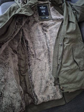 Abrigo Hollister verde talla S