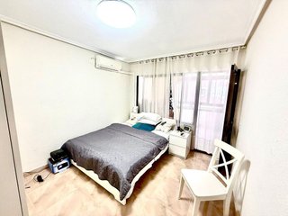 Piso en venta en Carolinas Altas en Alicante