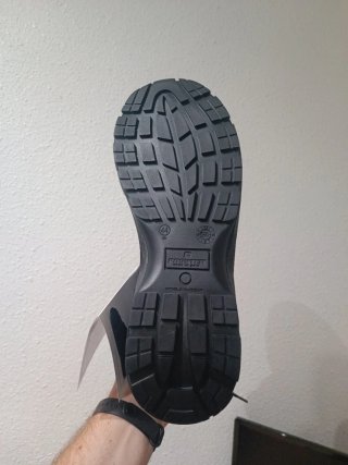 Botas de seguridad POSSTER negras.