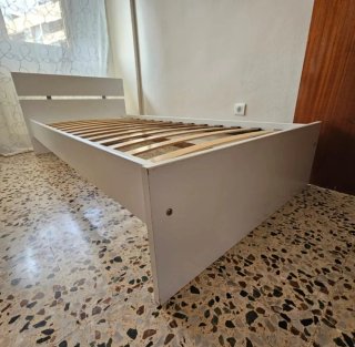 Somier con cabecero y cajoneras
