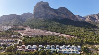 Chalet en venta en Polop