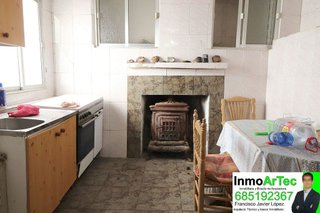 Casa adosada en venta en Illora