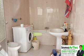 Casa adosada en venta en Illora