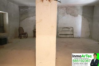 Casa adosada en venta en Illora