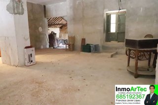 Casa adosada en venta en Illora