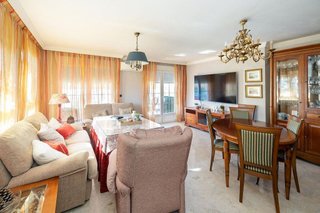 Chalet en venta en Urbanizaciones en Alhendín