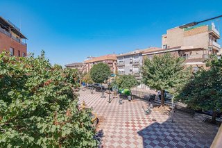Casa adosada en venta en Barrio de Zaidín en Granada