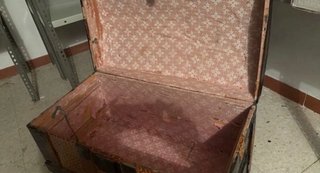 Baúl antiguo decorado