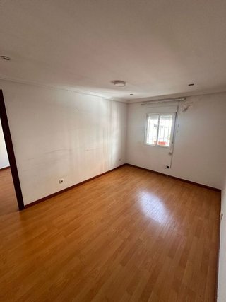 Piso en venta en Vista Alegre en Madrid