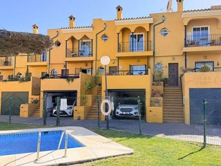 Casa adosada en venta en Manilva en Manilva