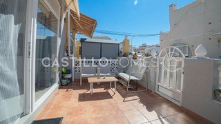 Casa adosada en venta en La Siesta - El Salado - Torreta en Torrevieja