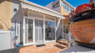 Casa adosada en venta en La Siesta - El Salado - Torreta en Torrevieja