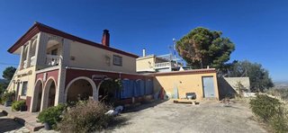 Chalet en venta en Valdeastillas - Fuentezuelas en Jaén