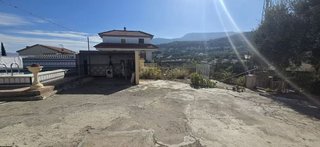 Chalet en venta en Valdeastillas - Fuentezuelas en Jaén