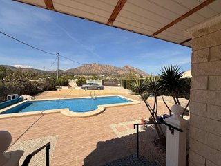 Chalet en venta en Abanilla