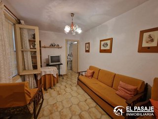 Chalet en venta en Linares