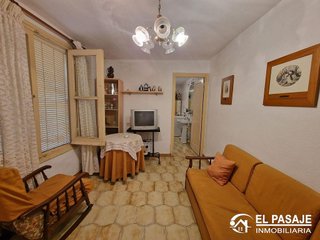 Chalet en venta en Linares
