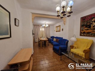 Chalet en venta en Centro Ciudad en Linares