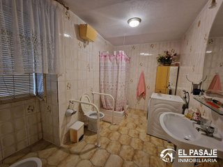 Chalet en venta en Centro Ciudad en Linares