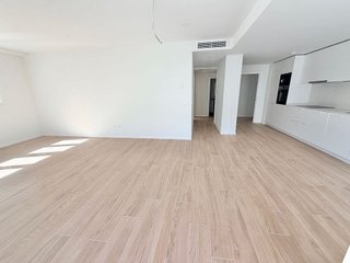 Piso en alquiler en Nueva Andalucía centro en Marbella
