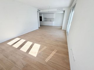 Piso en alquiler en Nueva Andalucía centro en Marbella