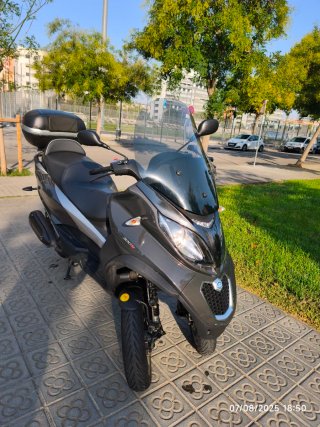 Piaggio MP3 300 lt - Maxi Scooter