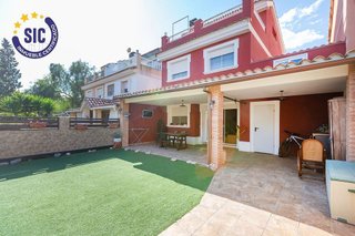 Chalet en venta en Moncada