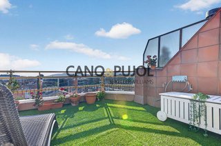 Ático en venta en Centre - Estació en Sant Cugat del Vallès