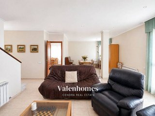 Casa en venta en Palau-solità i Plegamans