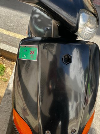 Piaggio Zip Scooter Negra