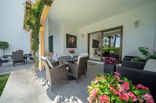Piso en venta en Nueva Andalucía centro en Marbella