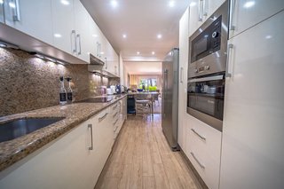 Piso en venta en Nueva Andalucía centro en Marbella