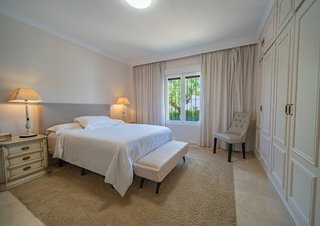 Piso en venta en Nueva Andalucía centro en Marbella