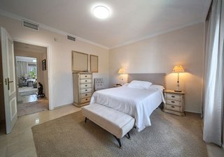 Piso en venta en Nueva Andalucía centro en Marbella