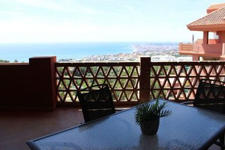 Piso en venta en Zona el Higuerón en Benalmádena