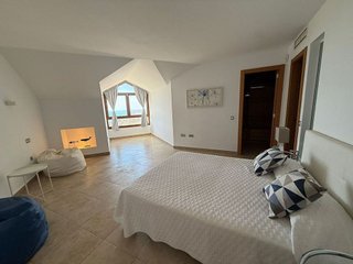Piso en venta en Zona el Higuerón en Benalmádena