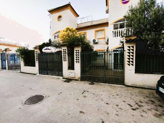 Piso en venta en Urbanizaciones en Guardamar del Segura