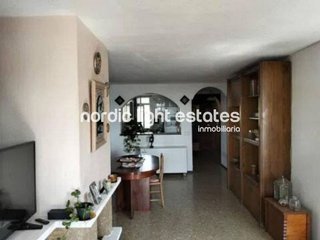 Piso en venta en Playamar en Torremolinos