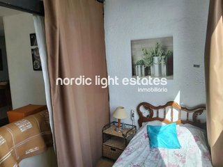 Piso en venta en Playamar en Torremolinos