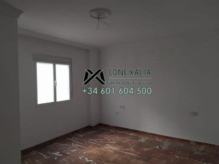 Piso en venta en Olvera