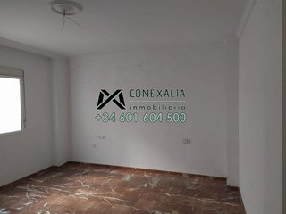 Piso en venta en Olvera