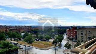 Piso en venta en Palomeras bajas en Madrid