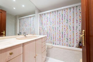 Piso en venta en Puerta Blanca en Málaga