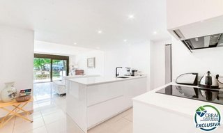 Piso en venta en Empuriabrava en Castelló d´Empúries
