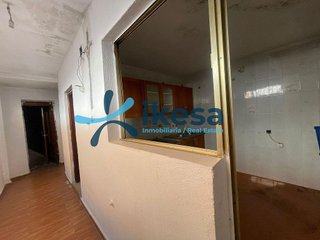 Chalet en venta en Linares