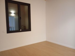 Casa adosada en venta en Centre en Rubí