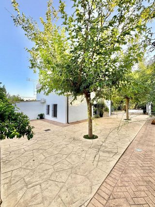 Chalet en venta en Ctra. Circunvalación - La Magdalena en Jaén
