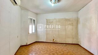 Piso en venta en El Raval en Barcelona