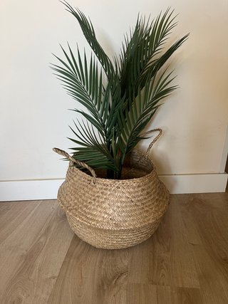 Planta artificial Leroy y cesto mimbre de Ikea