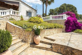 Chalet en venta en Abrera